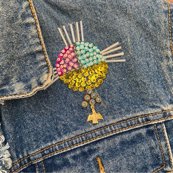 Embellished Cropped Jean Jacket with Sequins⭐️BEAUTIFUL - Picture 8 of 15